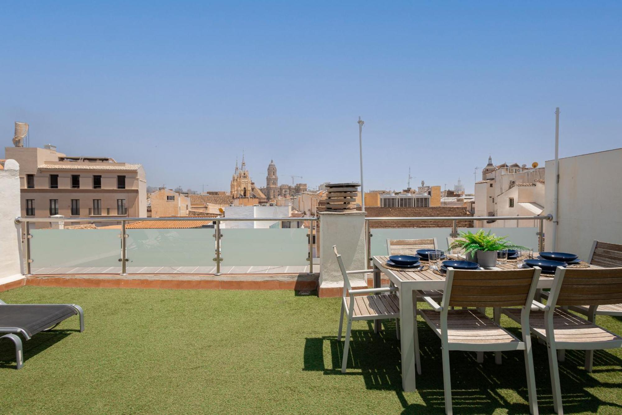 C103 - Sunny Terrace, Old Town Views Apartment Malaga Luaran gambar